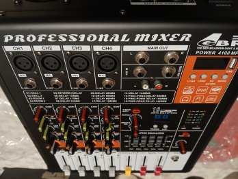 CONSOLA POTENCIADA GBR 560WRMS