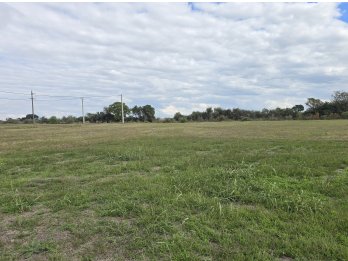 Lote en Tierra Alta con platea Colonia Ensayo