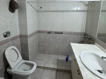 Alquiler departamento 2 dormitorios con cochera zona Parque