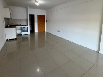 Alquiler monoambiente – Zona Santa Cruz y Urug