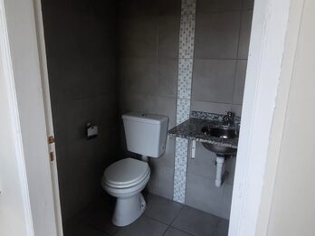 ALQUILO OFICINA-CONSULTORIO