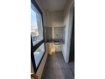 ALQUILO OFICINA-CONSULTORIO