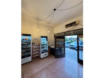 VENDO LOCAL COMERCIAL Zona registro de conducir Paraná