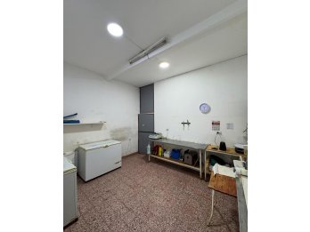 VENDO LOCAL COMERCIAL Zona registro de conducir Paraná