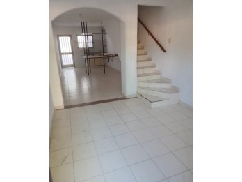 VENDO DÚPLEX en Zona calle Gutierrez y Montiel PARANÁ