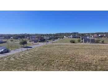 Venta de lotes sobre asfalto de 600m2 en Loteo Barrio Parque