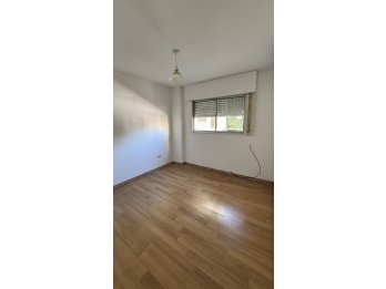 Alquilo departamento Corrientes 779