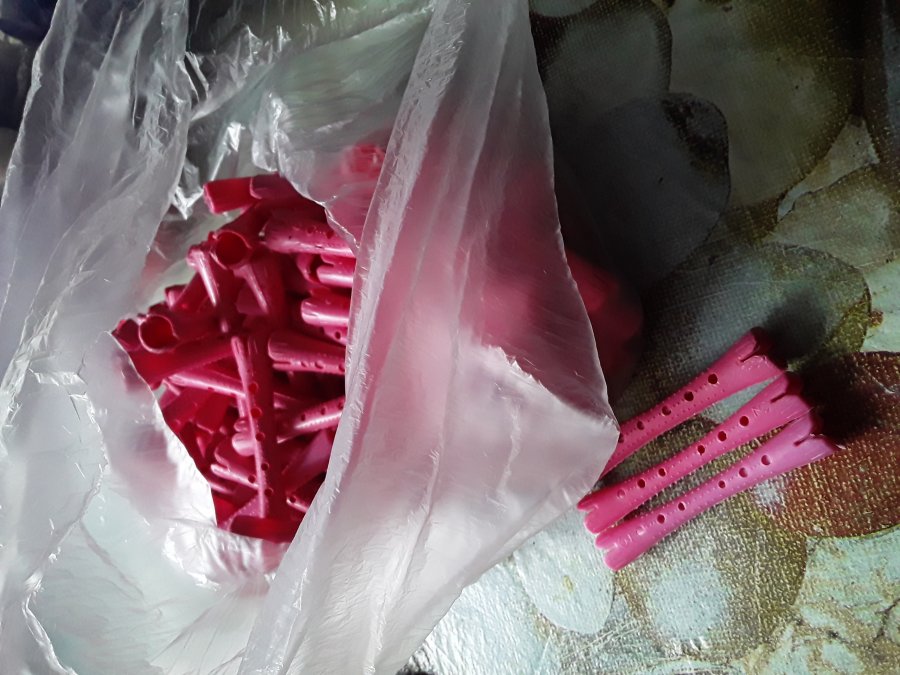 XXX    ELEMENTOS   DE    PELUQUERIA    XXX