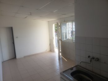 🏢 **PH EN VENTA – ZONA COMERCIAL ESTRATÉGICA** 💰