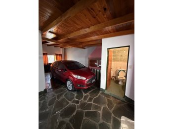 DUEÑO VENDE EXCELENTE CASA Y ZONA , APTA CREDITO.