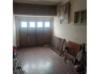 VENDO CASA CENTRICA EN PLANTA BAJA
