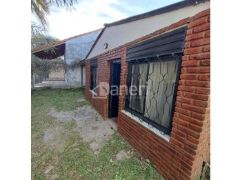 VENDE -  CASA A PASOS DEL RIO PARANA, Villa Urquiza