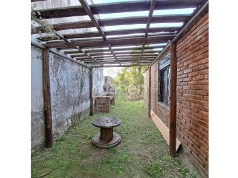 VENDE -  CASA A PASOS DEL RIO PARANA, Villa Urquiza