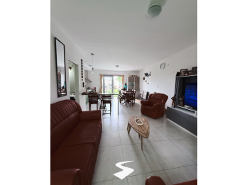 VENTA DUPLEX MODERNO A CUADRAS DE AV DE LAS AMERICAS