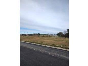 Se vende amplio terreno de 384m2 inmejorable valor