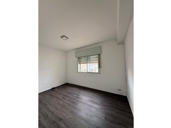 🏡 **DEPARTAMENTO EN ALQUILER – COMPLEJO CERRADO**