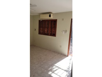 🏡 **CASA EN ALQUILER – ZONA TACUARÍ Y BRASIL**