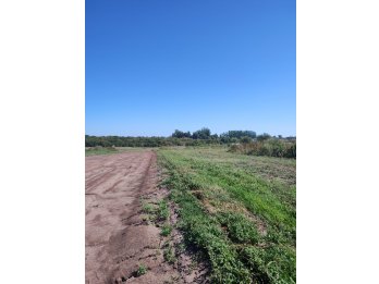 Se vende terreno en Aires del Sur (parte alta) de 300m2