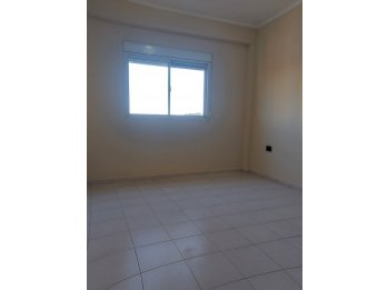 Departamento un dormitorio balcón zona Htal. San Martin