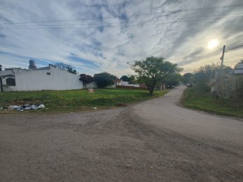 Lote en esquina barrio Larramendi Paraná