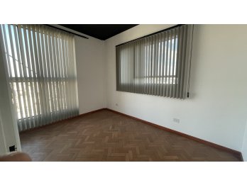 ALQUILER DE OFICINA CON VISTA AL RIO!