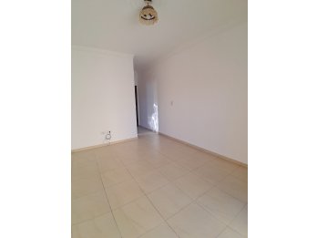 ALQUILAMOS CALLE Pelegrini 443 Dpto 1 dormitorio.-
