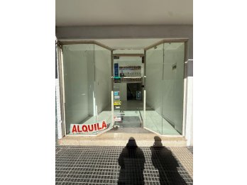 LOCAL COMERCIAL EN EL CENTRO - ALQUILER