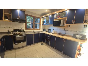 🌿 **ALQUILER – CASA EN ZONA NORTE | AMPLITUD Y CONFORT**
