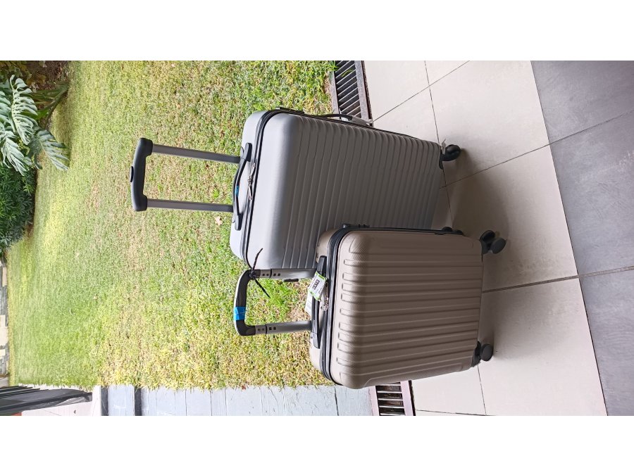 Valijas carry on
