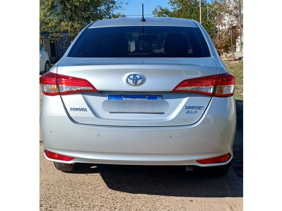 Vendo Yaris Sedan XLS Impecable. 2024. 34.000 km.