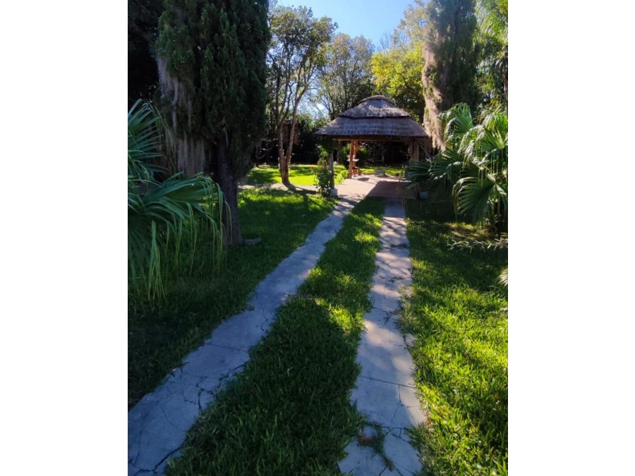 VENDO CASA QUINTA 1.800m2 SAUCE MONTRULL