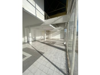 🏢✨ **ALQUILER – IMPORTANTE LOCAL COMERCIAL** ✨🏢