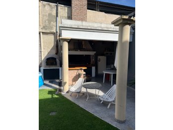 🏡✨ **CASA EN VENTA – PLENO CENTRO DE PARANÁ** ✨🏡