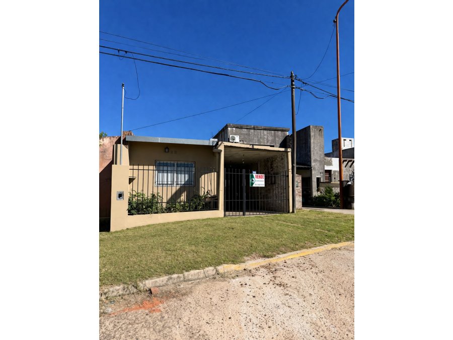 EN VENTA CASA en Oro Verde S/calle Intendente del Castillo