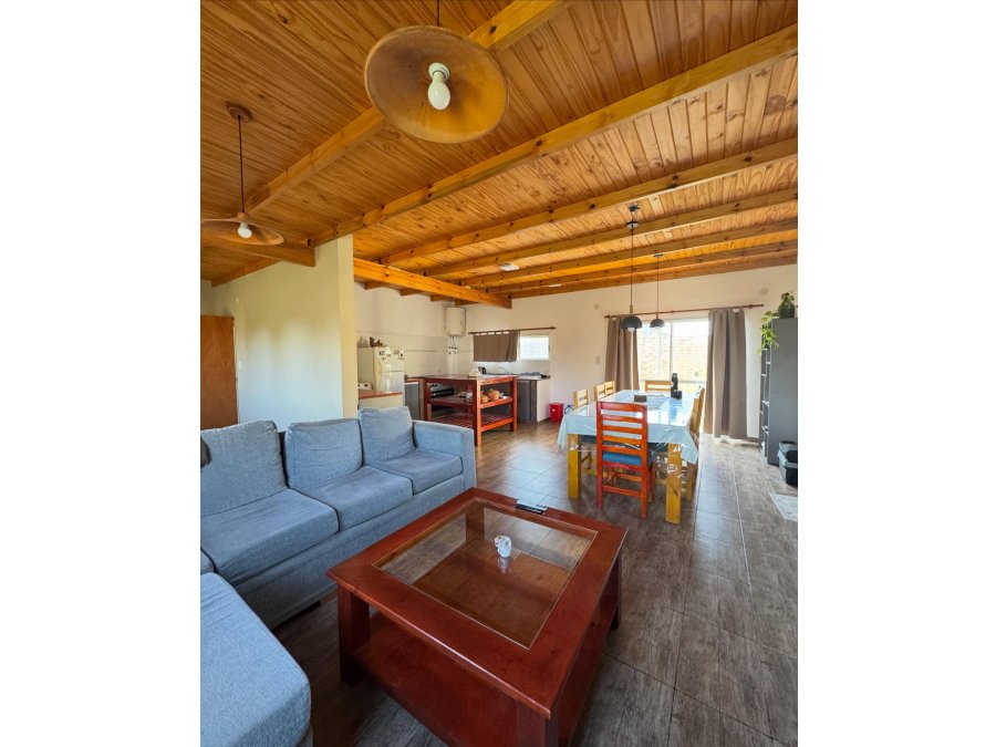EN VENTA CASA ESTILO QUINTA EN TEZANOS PINTO