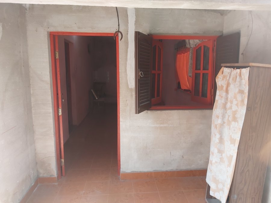 Vendo a reciclar 2 casas en un terreno Barrio Gazzano