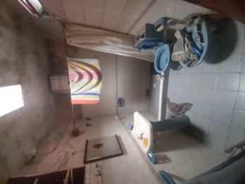 Vendo a reciclar 2 casas en un terreno Barrio Gazzano