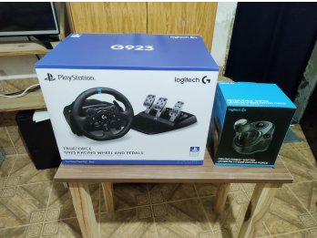 VOLANTE PEDALERA LOGITECH G923 TRUEFORCE PC PS5 XBOX