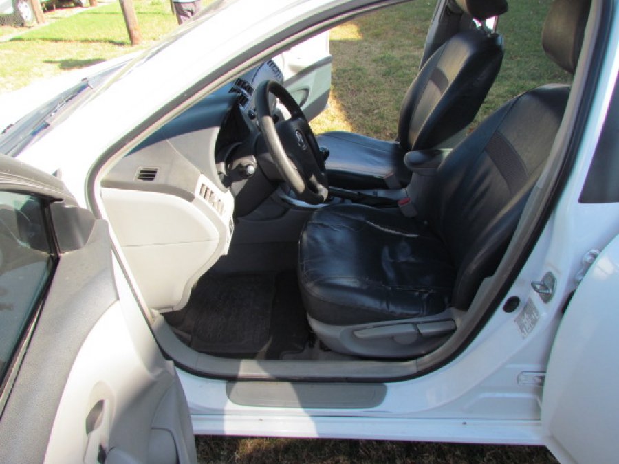 TOYOTA COROLLA 1.8 XLI M/T SEGUNDA MANO