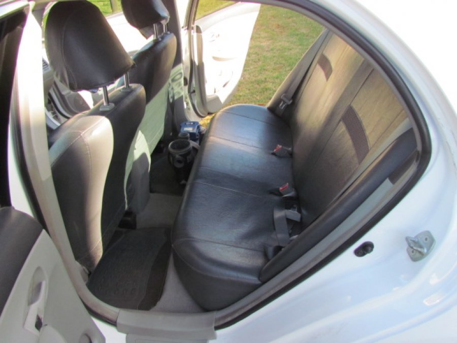 TOYOTA COROLLA 1.8 XLI M/T SEGUNDA MANO