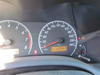 TOYOTA COROLLA 1.8 XLI M/T SEGUNDA MANO