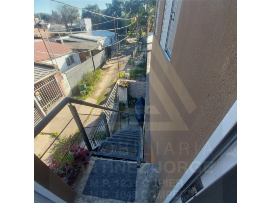 VENDO - 2 CASAS: entradas Separadas, Paraná