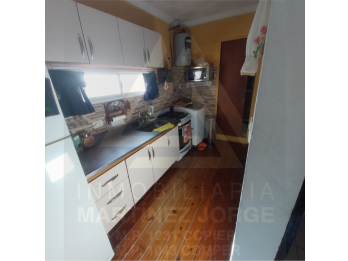 VENDO - 2 CASAS: entradas Separadas, Paraná
