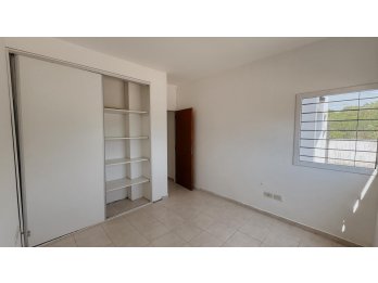 Venta Casa La Toma Complejo Cerrado Con Patio Y Pileta