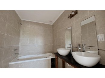 Venta Casa La Toma Complejo Cerrado Con Patio Y Pileta