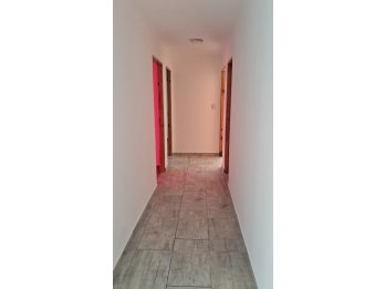 VENDO CASA 3DORM C/COCHERA - PEÑALOZA Y S.J.LA SALLE