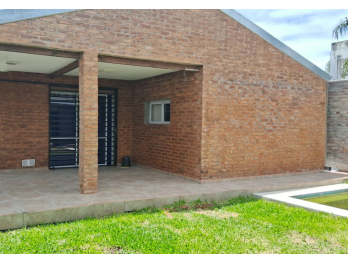 VENDO CASA 3DORM C/COCHERA - PEÑALOZA Y S.J.LA SALLE