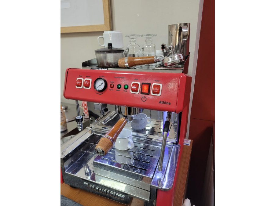 VENDO CAFETERA EXPRESS- "LA VALENTE, ATHINA"