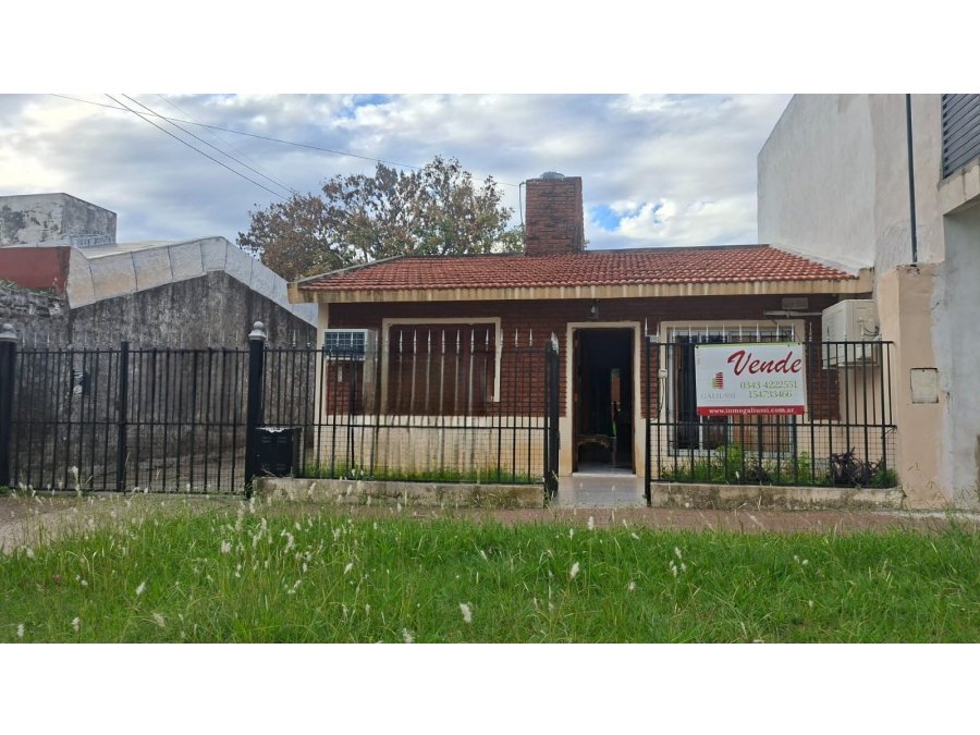 VENDO CASA EN CALLE MIGUEL DAVID