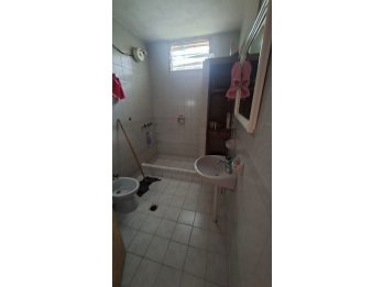 VENDO CASA EN CALLE MIGUEL DAVID